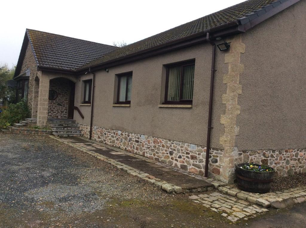 Rudan Guest House Ab53 6Uq New Deer Exterior photo
